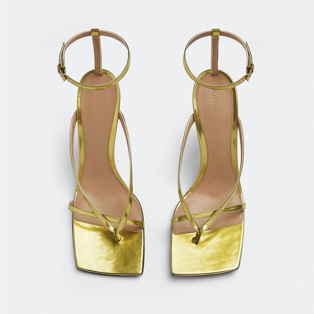 100% AUTHENTIC BOTTEGA VENETA STAP Sandals